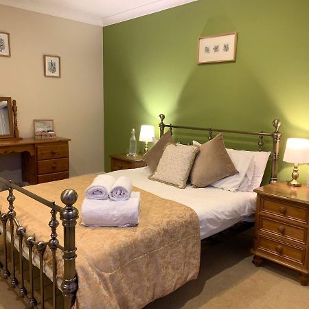 Dolphin Hotel Bovey Tracey Exteriér fotografie